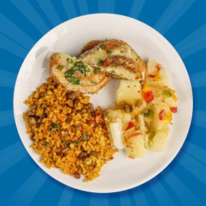 19 - Pescado en Crema de Ajo y Arroz con Gandules y Yuca en Escabeche