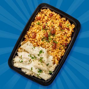 67 - Pechuga de Pollo en Salsa Blanca con Arroz Mamposteado