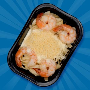 93 - Fettuccine con Camarones en Salsa Alfredo