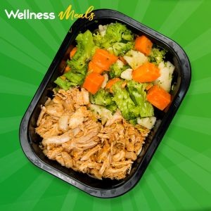 30 - Pollo Desmenuzado con Vegetales Mixtos en Aceite de Aguacate